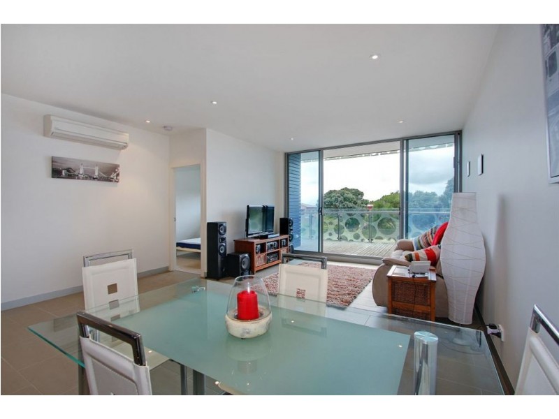 205/22 Main Street, Mornington VIC 3931