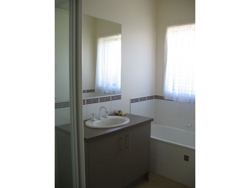 101 St Mitchells Circuit, Mornington VIC 3931