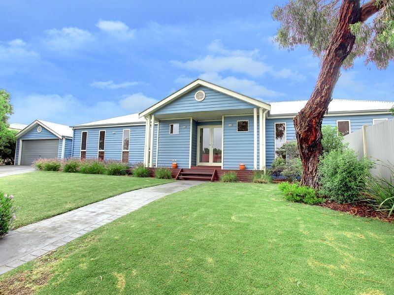 39 Balcombe Drive, Mount Martha VIC 3934