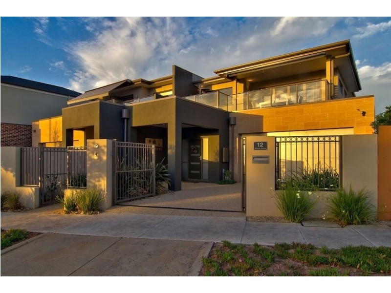 12 Alfred Street, Mornington VIC 3931