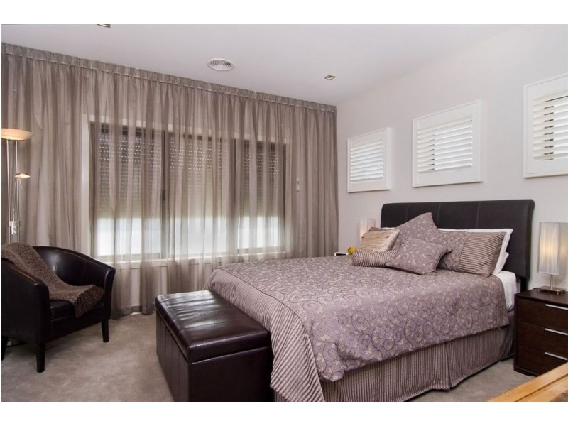 12 Alfred Street, Mornington VIC 3931