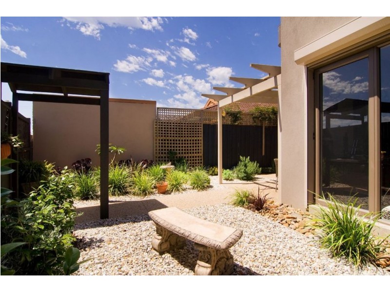 12 Alfred Street, Mornington VIC 3931