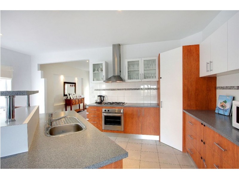 2 Brimbrim Crescent, Mornington VIC 3931