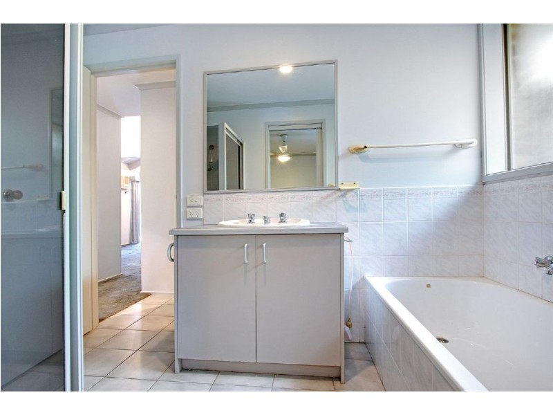 5 Clover Lane, Mornington VIC 3931