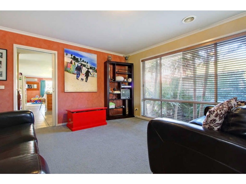 9 Bowman Drive, Mornington VIC 3931