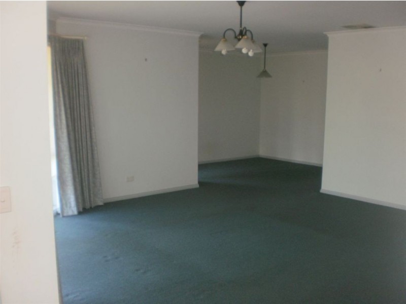 36 Bay Rise Drive, Mornington VIC 3931