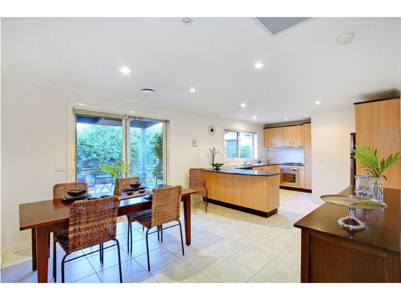 1/111 Tanti Avenue, Mornington VIC 3931