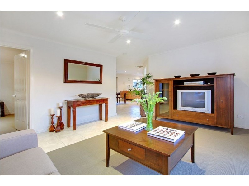 1/111 Tanti Avenue, Mornington VIC 3931