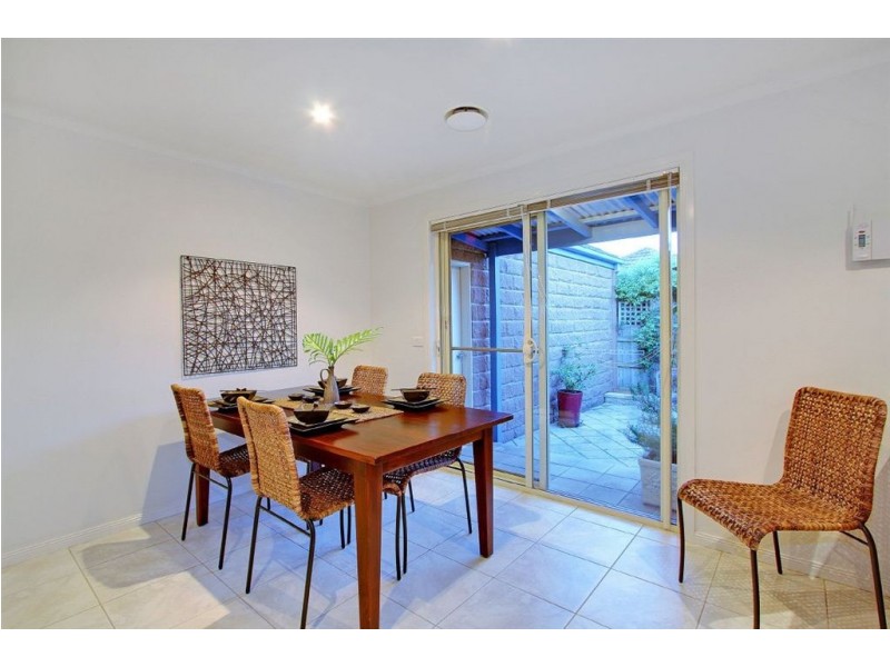 1/111 Tanti Avenue, Mornington VIC 3931