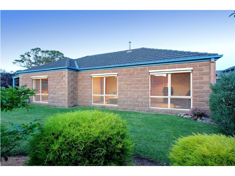 1/111 Tanti Avenue, Mornington VIC 3931