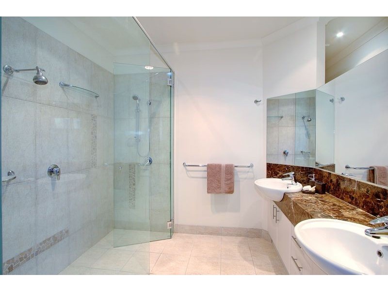 13 Canterbury Street, Mornington VIC 3931