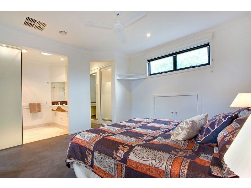 13 Canterbury Street, Mornington VIC 3931