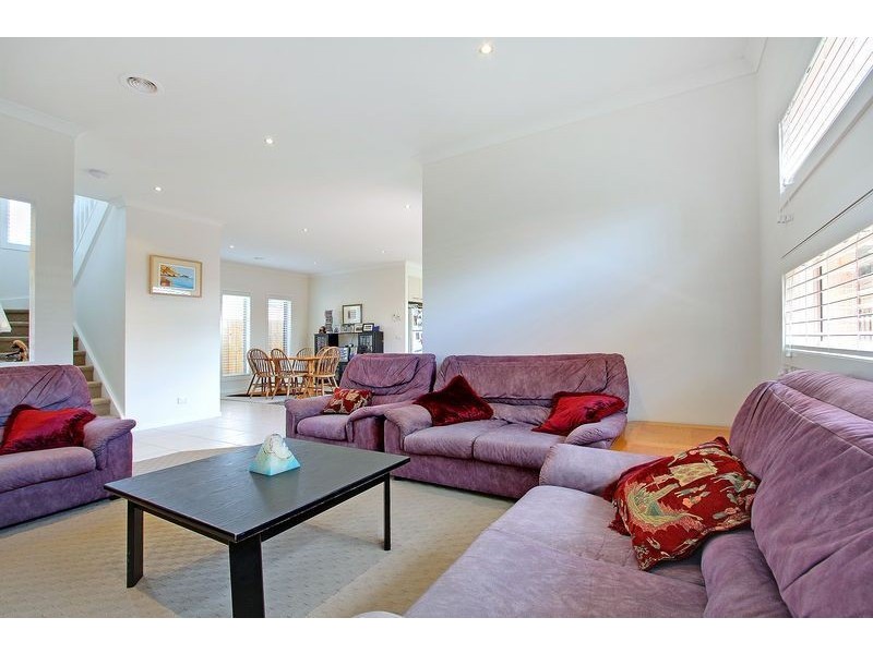 4/43-45 Van Ness Avenue, Mornington VIC 3931