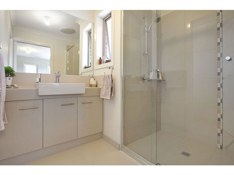 4/43-45 Van Ness Avenue, Mornington VIC 3931