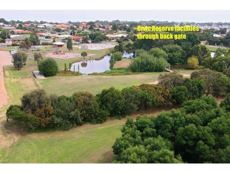 3a Billabong Close, Mornington VIC 3931