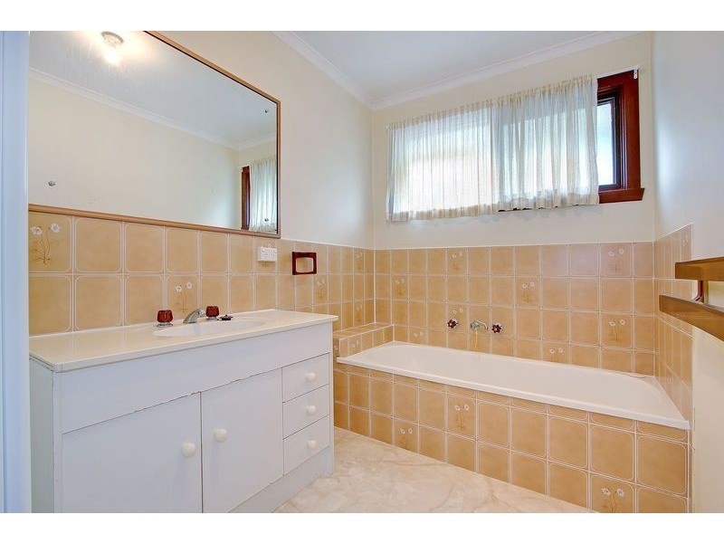 1/5 Carnoustie Grove, Mornington VIC 3931