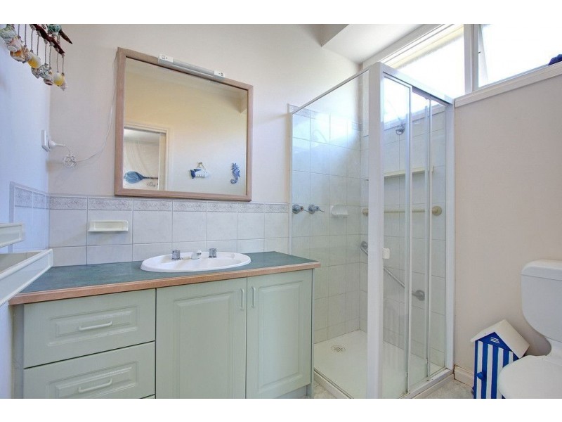 1/58 Wilsons Road, Mornington VIC 3931