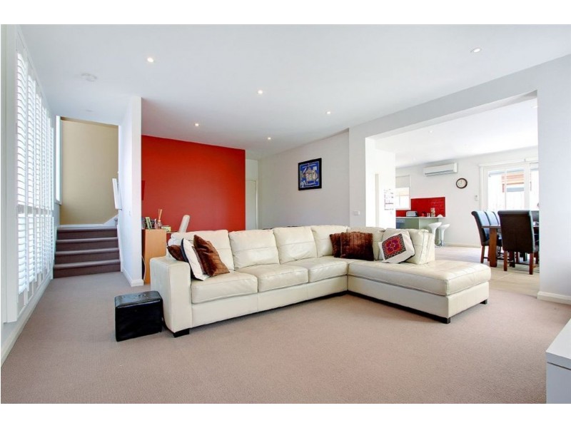 1/110 Tanti Ave, Mornington VIC 3931