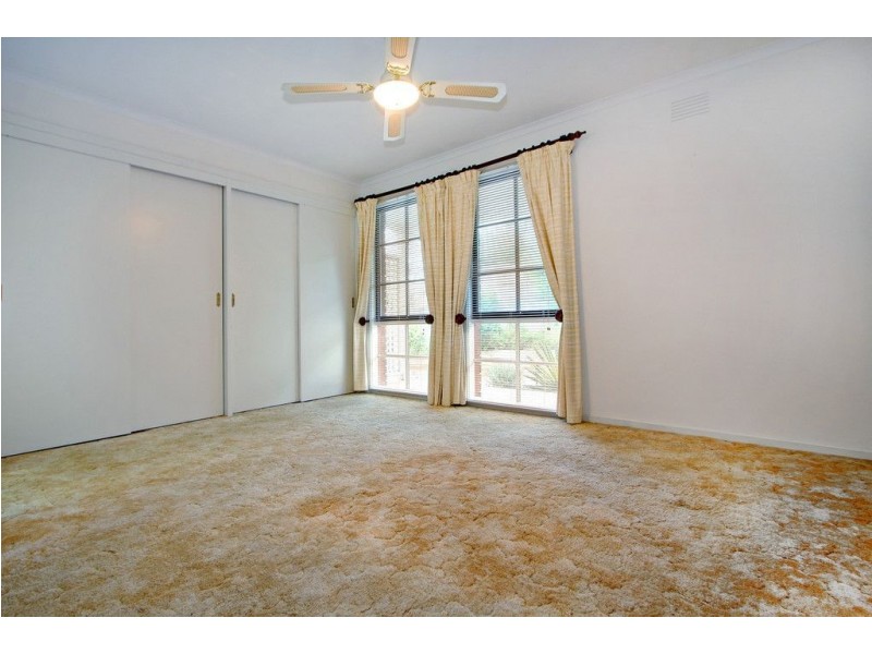 4/2b Marine Ave, Mornington VIC 3931