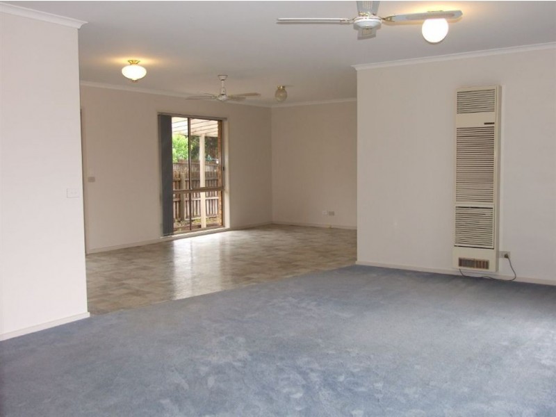 55 Dorothy Cres, Mornington VIC 3931