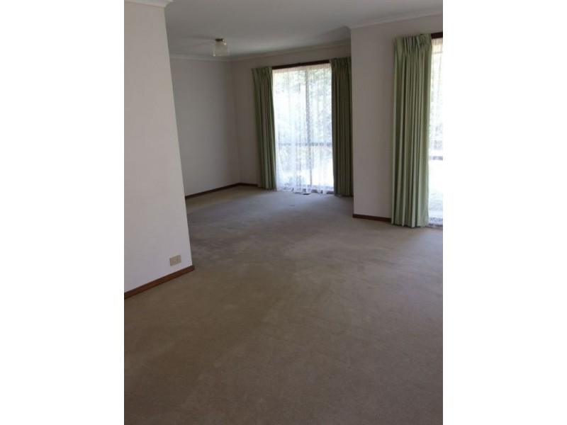 11 Bentons Road, Mornington VIC 3931