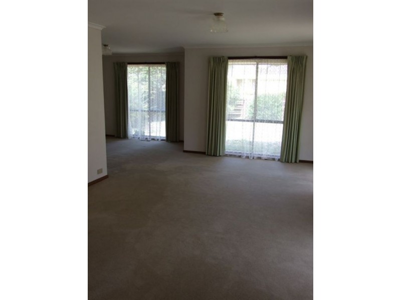 11 Bentons Road, Mornington VIC 3931