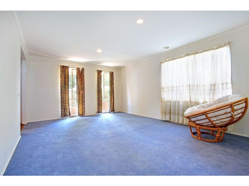 18 St Mitchell Circuit, Mornington VIC 3931