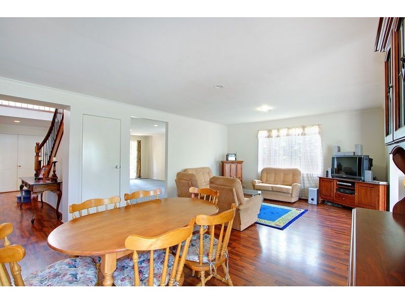 18 St Mitchell Circuit, Mornington VIC 3931