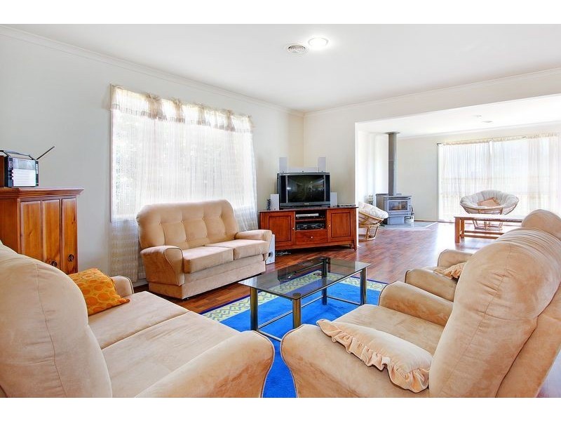 18 St Mitchell Circuit, Mornington VIC 3931