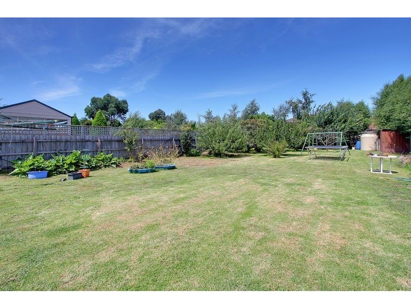 18 St Mitchell Circuit, Mornington VIC 3931