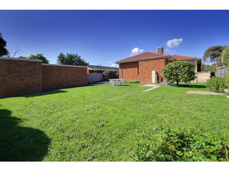 38 Gleneagles Ave, Mornington VIC 3931