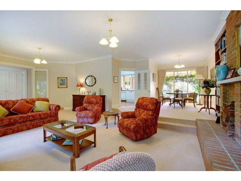 42 Old White Hill Road, Red Hill VIC 3937