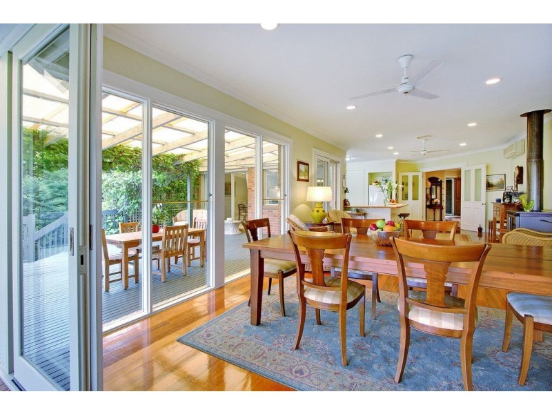 42 Old White Hill Road, Red Hill VIC 3937