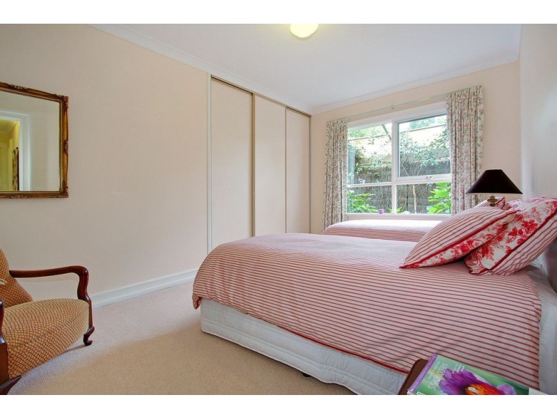 42 Old White Hill Road, Red Hill VIC 3937