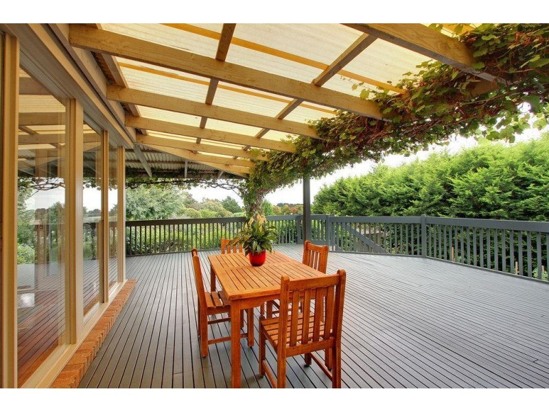 42 Old White Hill Road, Red Hill VIC 3937