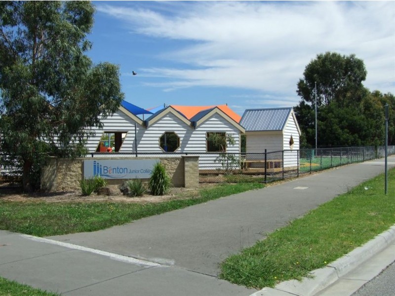 54 Wensleydale Drive, Mornington VIC 3931