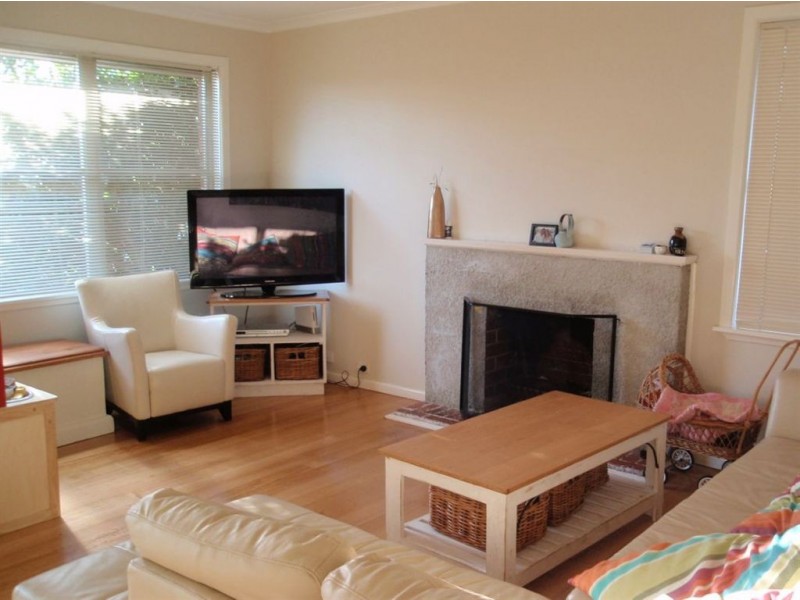 21 Johns Road, Mornington VIC 3931