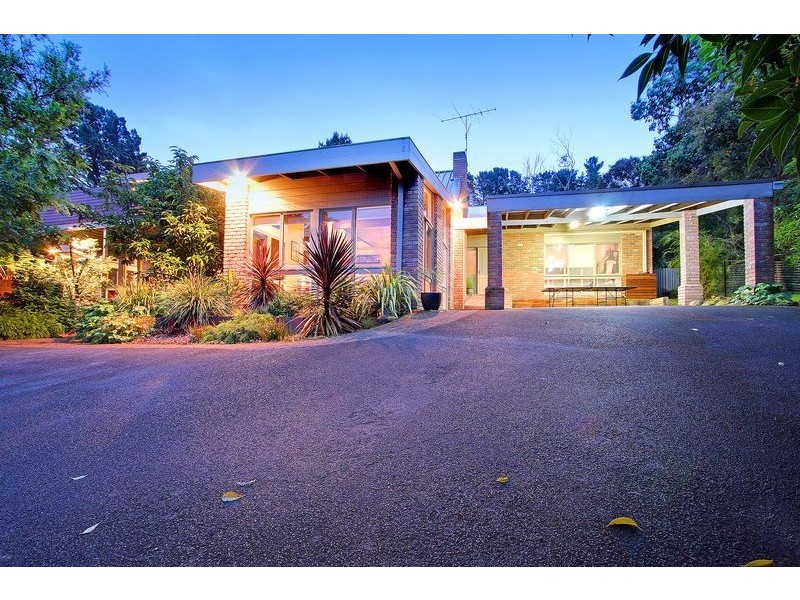 98 Moorooduc Highway, Frankston South VIC 3199