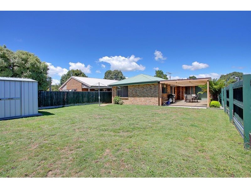 24 Meadow View Place, Mornington VIC 3931