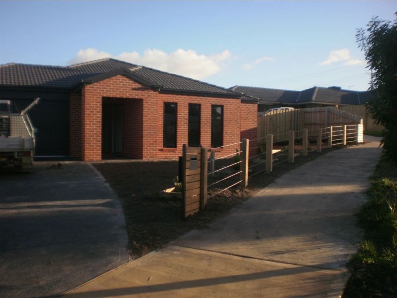 35 Windmill Parade, Mount Martha VIC 3934