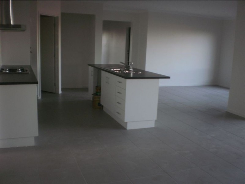 35 Windmill Parade, Mount Martha VIC 3934