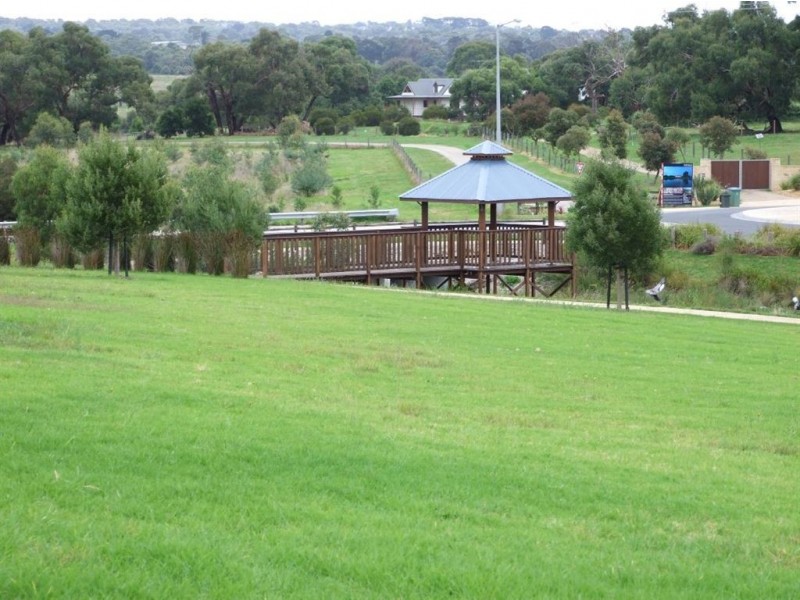 11 Sefton Grange, Mount Martha VIC 3934