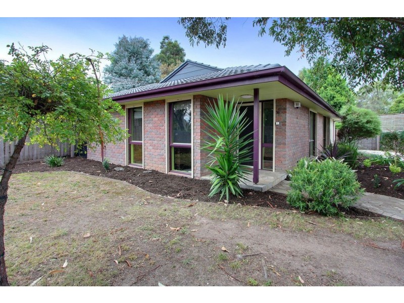16 Parwan Crescent, Mornington VIC 3931