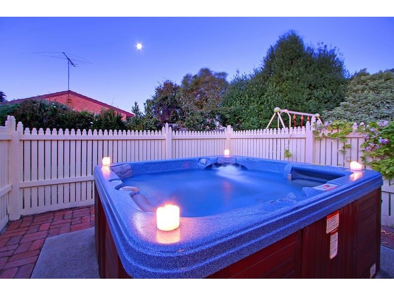 18 Messmate Court, Mount Martha VIC 3934