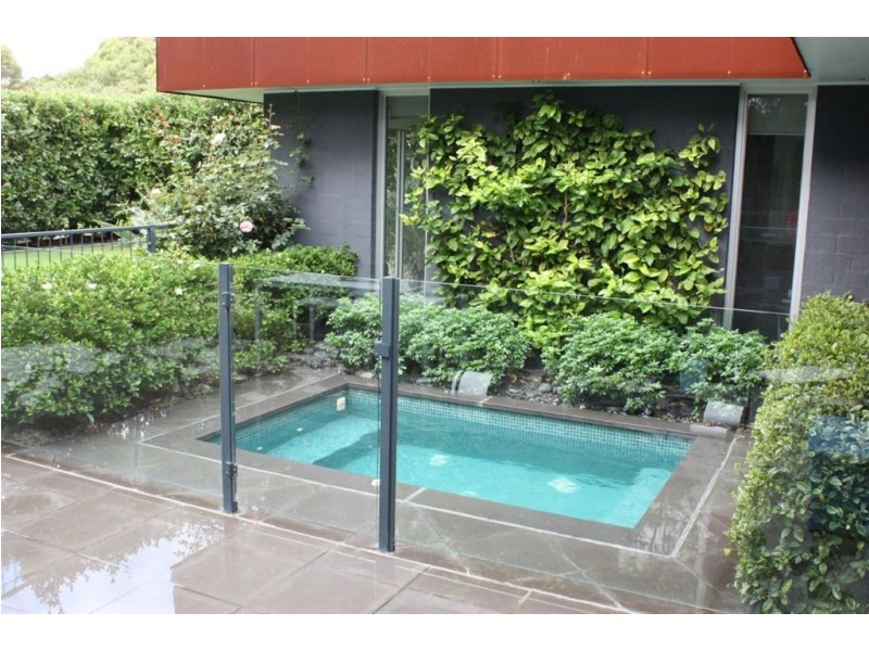 1 Marguerita Ave, Mount Martha VIC 3934