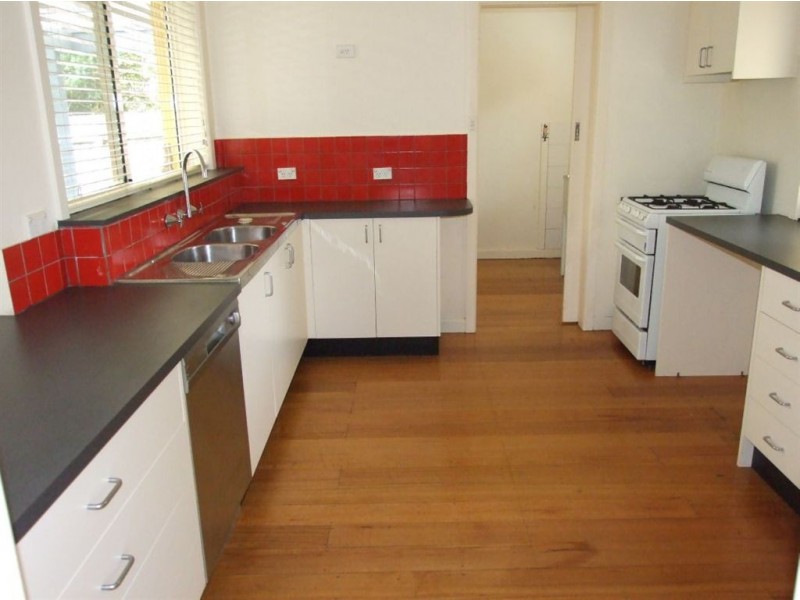 4 Nunns Road, Mornington VIC 3931