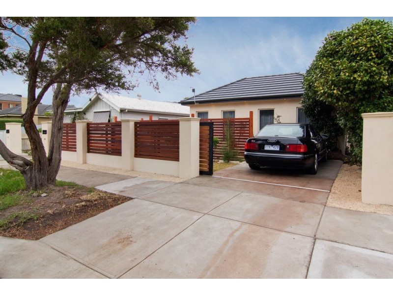 10 Kent Street, Mornington VIC 3931