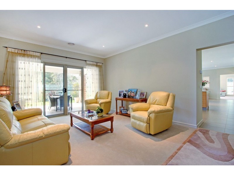 5 The Cove, Mornington VIC 3931