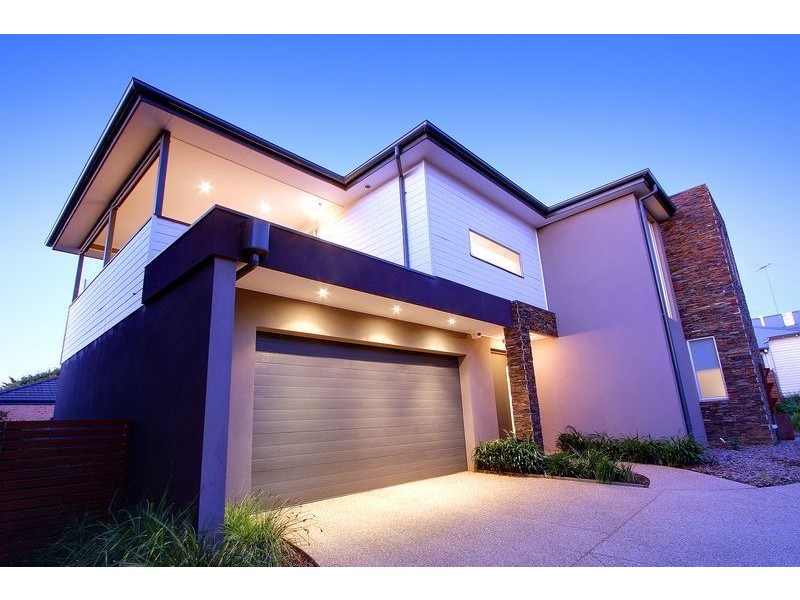 2/42 Queen Street, Mornington VIC 3931