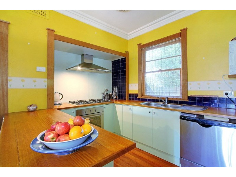 36 Seaview Avenue, Mornington VIC 3931